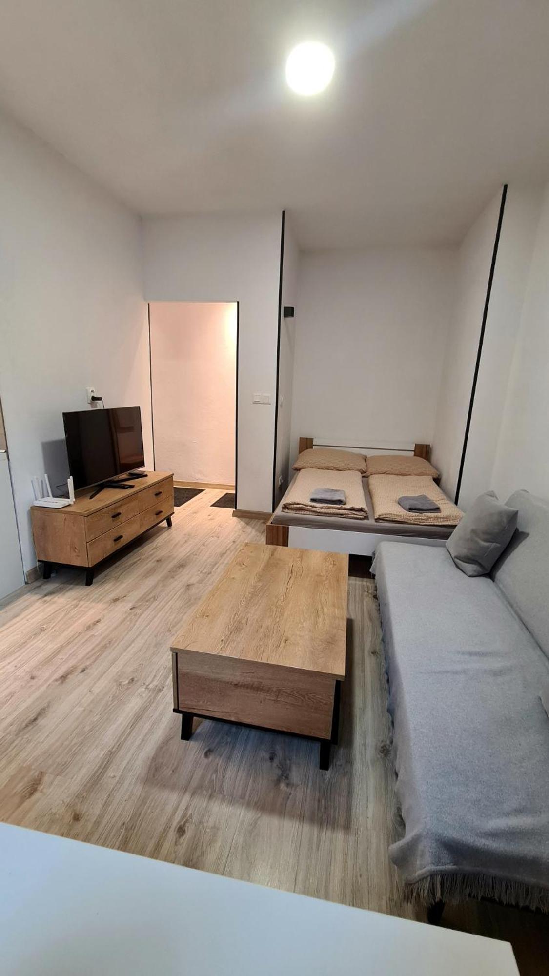 Apartman Bb-Centrum2 بانْشكا بيشتريتْسا المظهر الخارجي الصورة